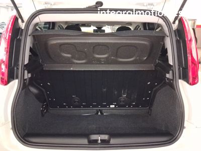 fiat-panda-panda-hybrid-1-0-51kw-70cv-29 Thumbnail