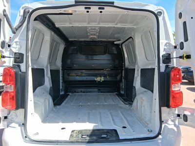 fiat-scudo-furg-n-l2-120cv-mt6-business-5 Thumbnail