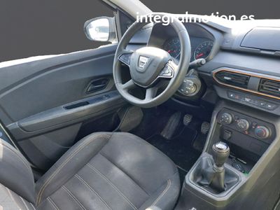 dacia-sandero-stepway-essential-tce-67kw-90v-2 Thumbnail