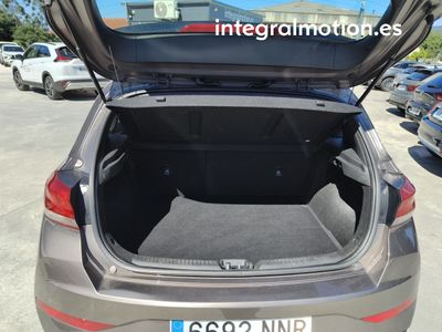 hyundai-i30-1-0-tgdi-klass-dct-29 Thumbnail