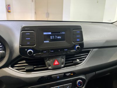 hyundai-i30-1-0-tgdi-klass-dct-13 Thumbnail
