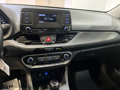 hyundai-i30-1-0-tgdi-klass-dct-14 Thumbnail