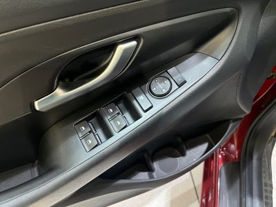 hyundai-i30-1-0-tgdi-klass-dct-31 Thumbnail