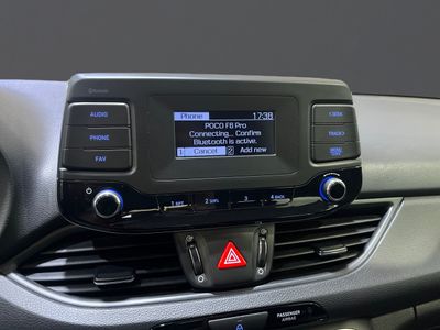 hyundai-i30-1-0-tgdi-klass-dct-13 Thumbnail
