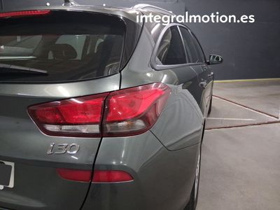 hyundai-i30-1-0-tgdi-klass-dct-27 Thumbnail