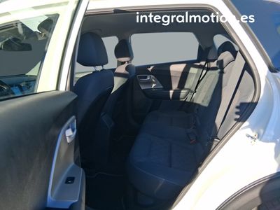 kia-niro-1-6-gdi-hev-104kw-141cv-business-9 Thumbnail