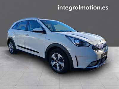 kia-niro-1-6-gdi-hev-104kw-141cv-business-2 Thumbnail