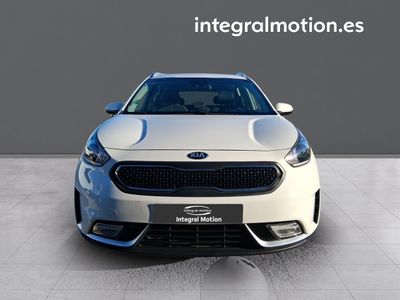 kia-niro-1-6-gdi-hev-104kw-141cv-business-1 Thumbnail