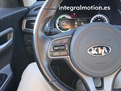 kia-niro-1-6-gdi-hev-104kw-141cv-business-11 Thumbnail