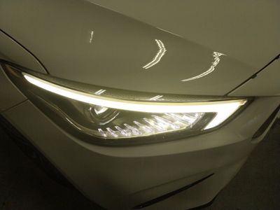 mg-zs-1-5-luxury-25 Thumbnail