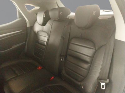 mg-zs-1-5-luxury-8 Thumbnail