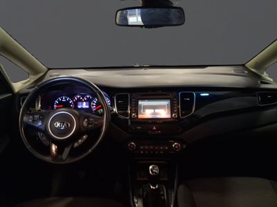 kia-carens-1-6-gdi-uefa-euro2016-eco-dynamics-6 Thumbnail