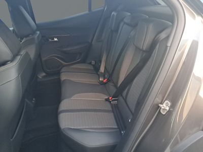 peugeot-2008-allure-pack-bluehdi-81kw-110cv-9 Thumbnail