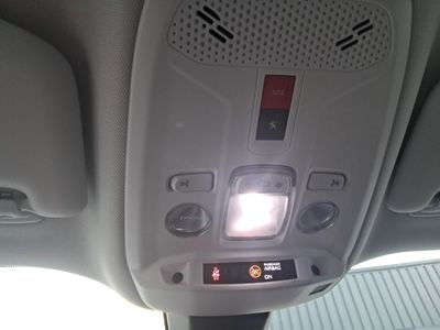 peugeot-2008-allure-pack-bluehdi-81kw-110cv-18 Thumbnail