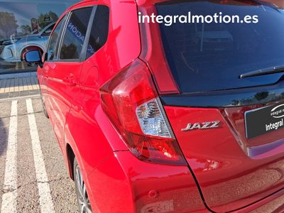 honda-jazz-1-3-i-vtec-elegance-27 Thumbnail