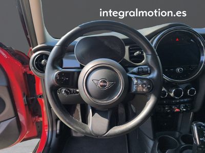 mini-mini-cooper-corporate-5-puertas-10 Thumbnail