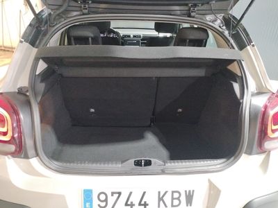 citro-n-c3-bluehdi-55kw-75cv-s-s-feel-29 Thumbnail