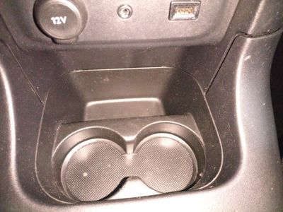 citro-n-c3-bluehdi-55kw-75cv-s-s-feel-21 Thumbnail