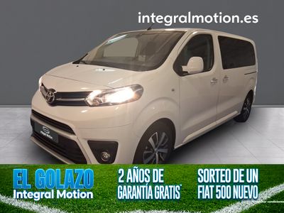 toyota-proace-compact-combi-8-plazas-0