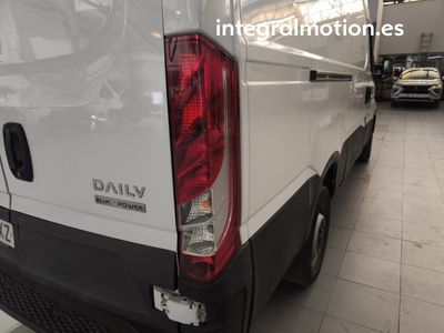 iveco-daily-35s14-l3h2-2-2-136-cv-19 Thumbnail