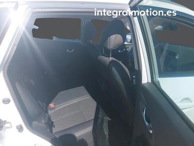 renault-kadjar-zen-blue-dci-110kw-150cv-4x4-7 Thumbnail