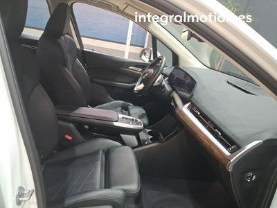 bmw-serie-2-active-tourer-218i-8 Thumbnail