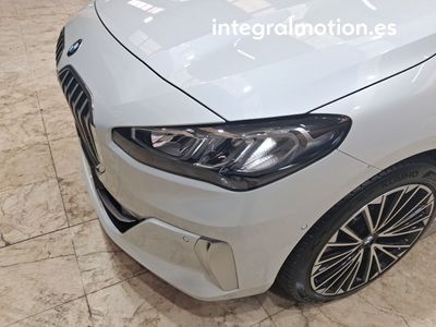 bmw-serie-2-active-tourer-218i-26 Thumbnail