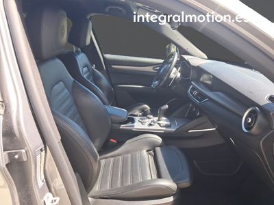 alfa-romeo-stelvio-2-2-di-sel-154kw-210cv-veloce-q4-8 Thumbnail