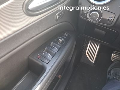 alfa-romeo-stelvio-2-2-di-sel-154kw-210cv-veloce-q4-32 Thumbnail