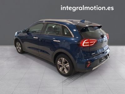 kia-niro-1-6-gdi-hev-104kw-141cv-drive-3 Thumbnail