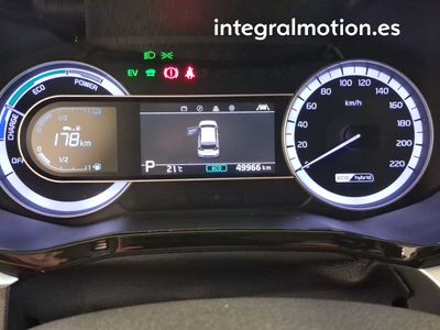 kia-niro-1-6-gdi-hev-104kw-141cv-drive-7 Thumbnail
