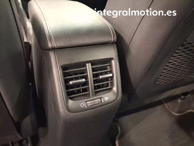 kia-niro-1-6-gdi-hev-104kw-141cv-drive-20 Thumbnail