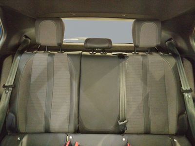 peugeot-2008-allure-bluehdi-130-s-s-eat8-9 Thumbnail