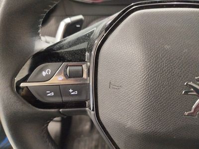 peugeot-2008-allure-bluehdi-130-s-s-eat8-11 Thumbnail