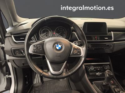 bmw-serie-2-active-tourer-218d-10 Thumbnail