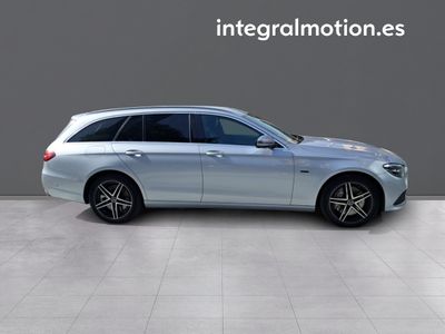 mercedes-clase-e-e-300-de-estate-25 Thumbnail
