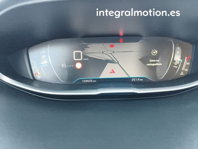 peugeot-5008-allure-1-5l-bluehdi-96kw-130cv-s-s-7 Thumbnail