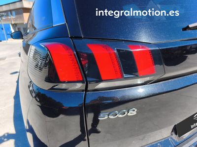 peugeot-5008-allure-1-5l-bluehdi-96kw-130cv-s-s-27 Thumbnail