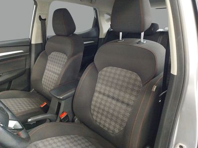 mg-zs-1-5-comfort-5 Thumbnail