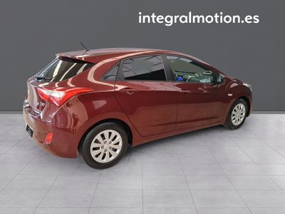 hyundai-i30-1-6-crdi-110cv-tecno-4 Thumbnail