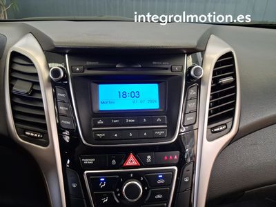 hyundai-i30-1-6-crdi-110cv-tecno-15 Thumbnail