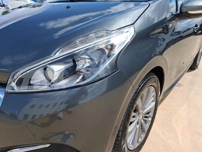 peugeot-208-5p-style-1-6-bluehdi-55kw-75cv-26 Thumbnail