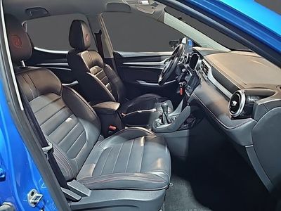 mg-zs-1-5-luxury-8 Thumbnail