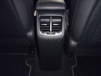 kia-niro-1-6-gdi-phev-104kw-141cv-emotion-20 Thumbnail