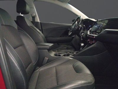 kia-niro-1-6-gdi-phev-104kw-141cv-emotion-8 Thumbnail