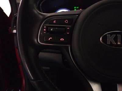 kia-niro-1-6-gdi-phev-104kw-141cv-emotion-11 Thumbnail