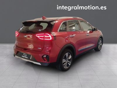kia-niro-1-6-gdi-phev-104kw-141cv-emotion-4 Thumbnail