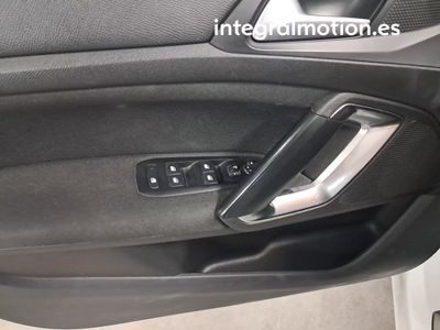 peugeot-308-5p-style-bluehdi-75kw-100cv-32 Thumbnail