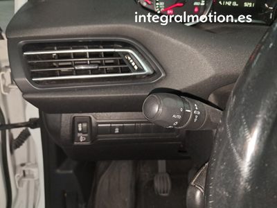 peugeot-308-5p-style-bluehdi-75kw-100cv-13 Thumbnail