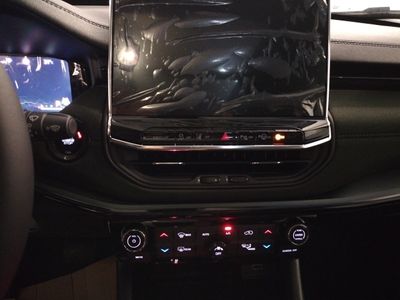 jeep-compass-ehybrid-1-5-mhev-130hp-north-star-dct-15 Thumbnail